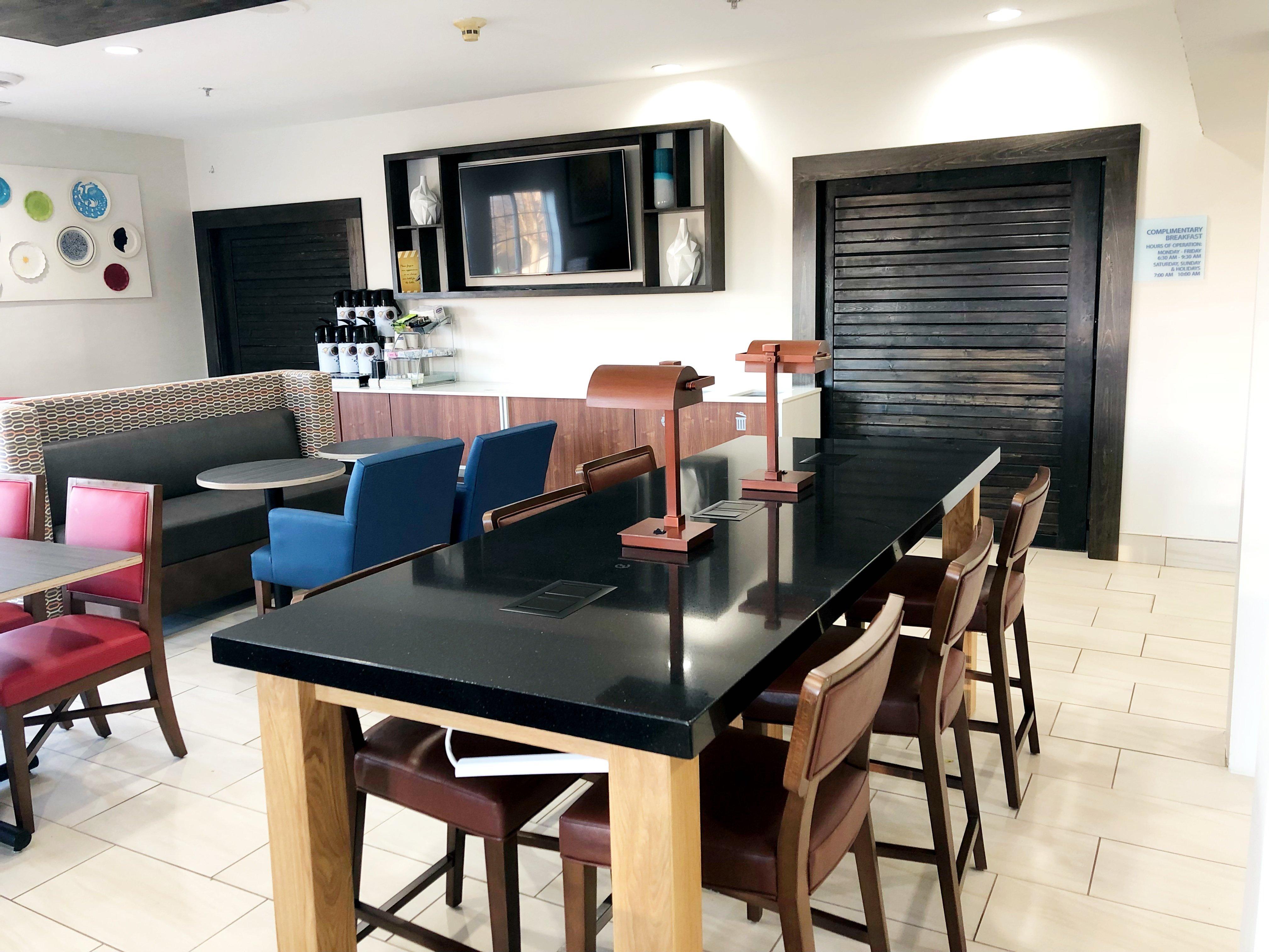 Holiday Inn Express & Suites Harrison By Ihg Buitenkant foto