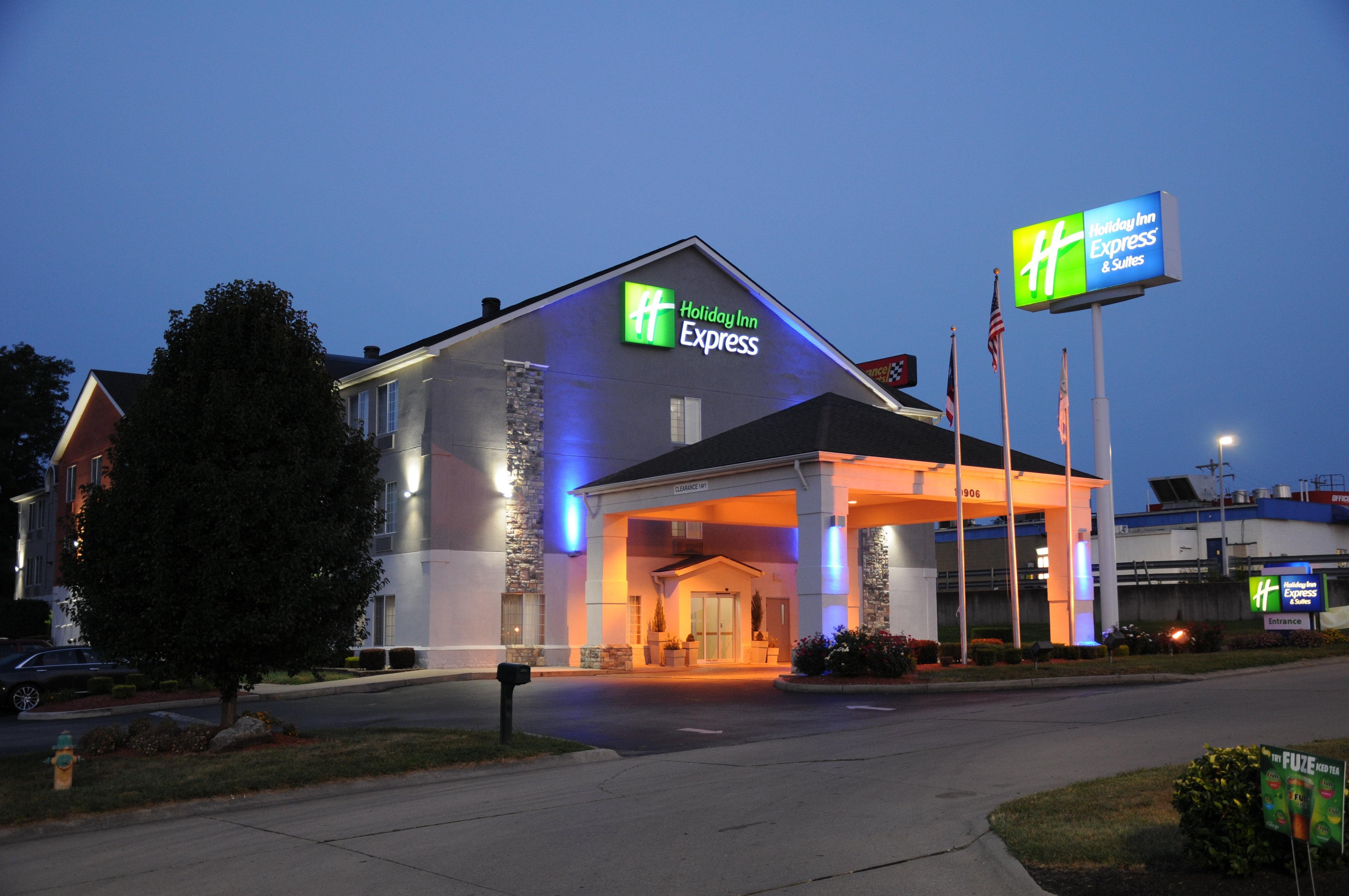 Holiday Inn Express & Suites Harrison By Ihg Buitenkant foto